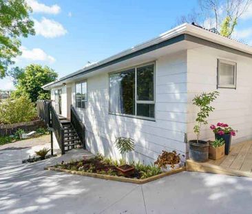 Charming 3-Bedroom Home in Massey - Photo 3