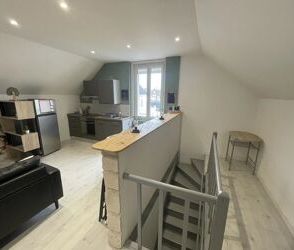 Location Appartement 2 pièces 35 m2 à Saint-Quentin - Photo 2