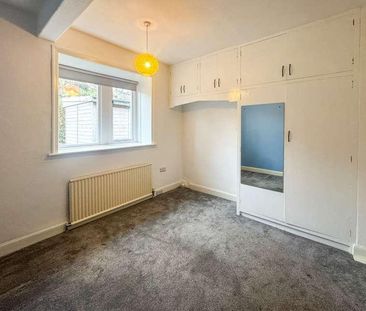 Lea Lane, Netherton, Huddersfield, HD4 - Photo 3