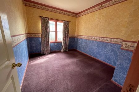 Classic Family Home Available on a 12 Month Lease - Photo 5