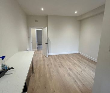 1 Bed Flat, Willowbank Road, AB11 - Photo 2