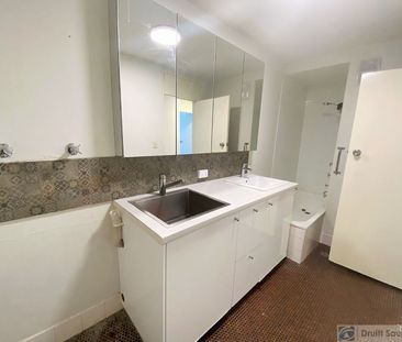 PERFECT LOCATION - Photo 6