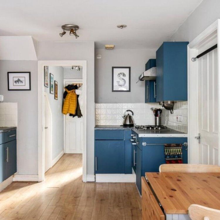 1 Bed Flat, Streatham Vale Road, SW16 - Photo 1