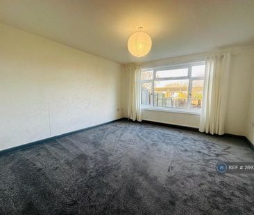 2 bedroom terraced house to rent - Photo 2