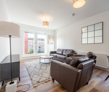 Flat 2/1 Greenholme Street - Photo 2
