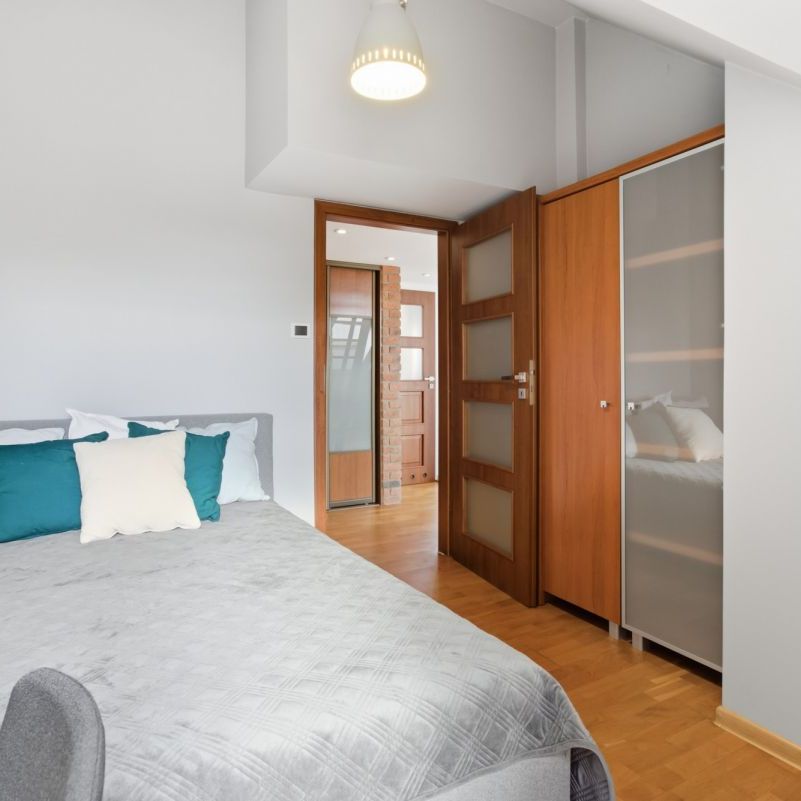 2 osobne pokoje+antresola i balkon - Photo 1