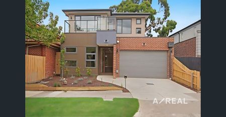 Family Comfort Meets Prime Balwyn North Location - Photo 2