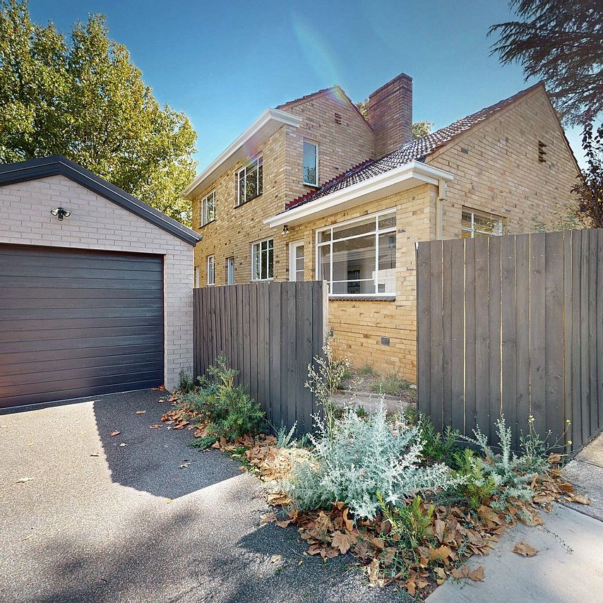 28 Erasmus Street, Surrey Hills - Photo 1
