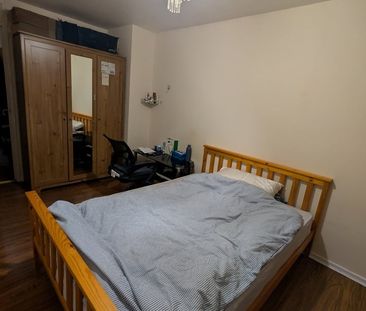 Room in a Shared Flat, Glasgow, G4 - Photo 2
