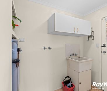 Charming Lowset Home in Quiet Street - Photo 3