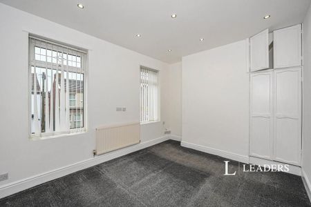 3 bedroom terraced house to rent - Photo 5