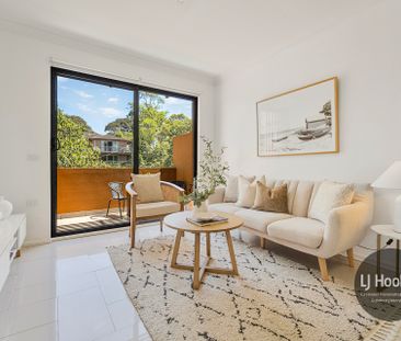 Available 12 December - Photo 1