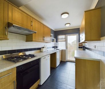 3 bedroom terraced house to rent - Photo 1