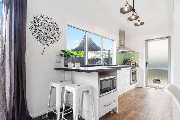 Modern Living on Naylor - Photo 1