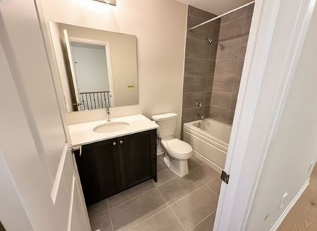 For Lease - 1086 Fourth Line Unit# Lot#B3, Milton, Ontario - Photo 2