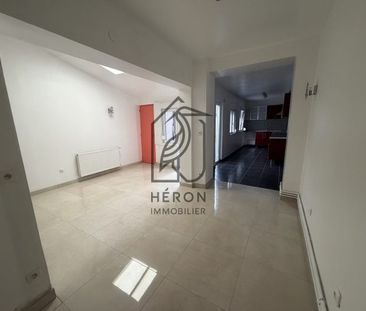 Appartement type 2 avec cour - 150m métro - Photo 3