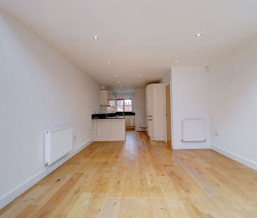 3 bedroom mid terraced house to rent - Photo 1