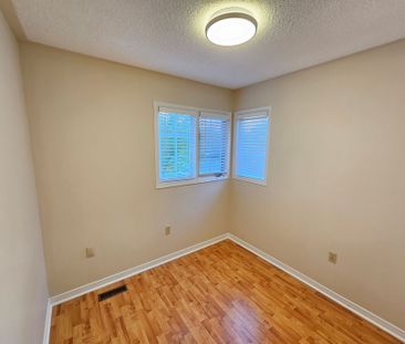 For Lease - 133 Creditstone Road, Brampton, Ontario - Photo 4