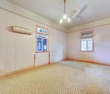 Prime Location with Major Motorway Access & Camira State School Cat... - Photo 5