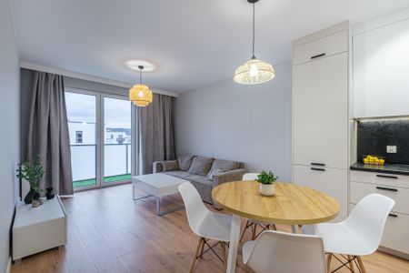 Słoneczne mieszkanie dwupokojowe z balkonem i miejscem postojowym - Zdjęcie 5