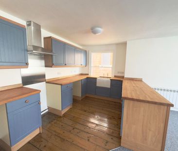 2 bedroom apartment to rent - Photo 6