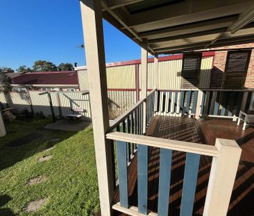 Available 18 December - Photo 6