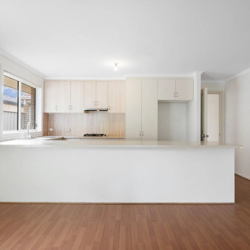 59 Gerald Boulevard, - Photo 1