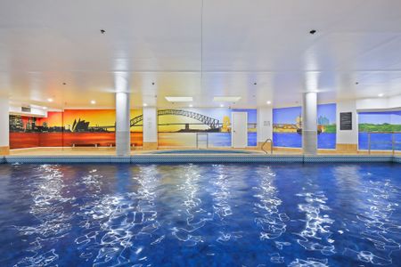 Rare Multi-level Penthouse With Ocean And City Vistas - Photo 3