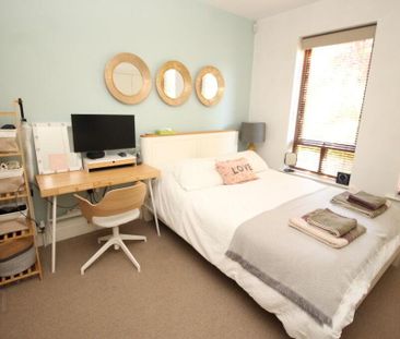 E5 The Elms, Malone Square Malone Road, Belfast, BT9 6SB - Photo 5