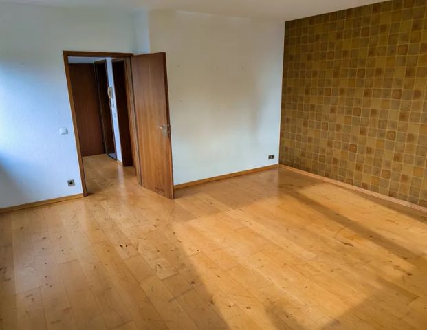 Helle, gepflegte 1ZKDB + Sonnenbalkon in Niederholtorf! 40qm, Parkett, Duschbad, Rollläden...etc.! - Foto 1