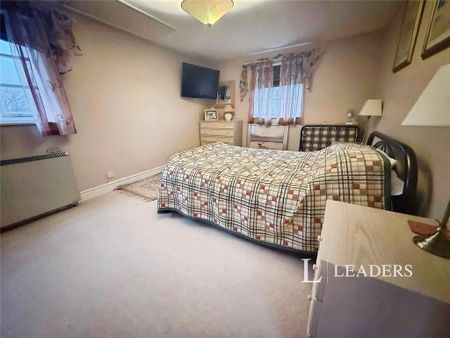 1 bedroom flat to rent - Photo 3