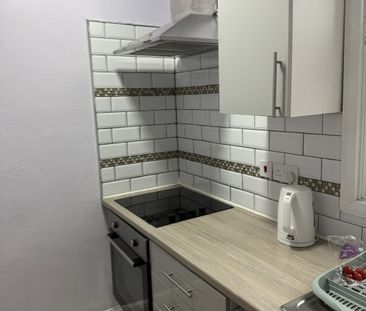 2 Bed Flat, High Road, N15 - Photo 6