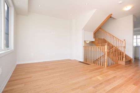 For Lease - 1260 National Valley Drive, Mississauga, Ontario - Photo 2