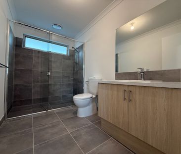 75A Pembroke Road, Mooroolbark - Photo 4