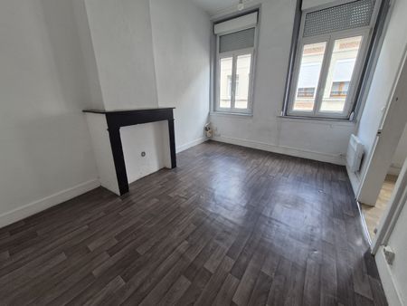 Location Appartement 2 pièces 53m² CAMBRAI 59400 - Photo 3