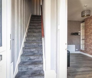 215 Carnmoney Road, Newtownabbey, BT36 6JR - Photo 5