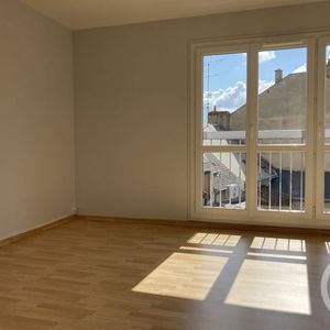 Appartement Studio à louer 2 pièces - 34 m2 CHATEAUROUX - 36 - Photo 2