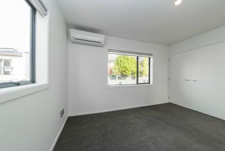 2-bedroom Grafton Grammar Zone - Photo 4