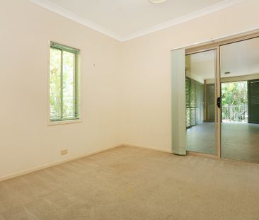 465 Pine Ridge Road, Runaway Bay QLD 4216 - House For Rent | Domain - Photo 6