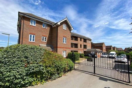 Trafalgar Court, Cobham, Surrey, KT11 - Photo 4