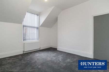 3 bedroom House To Let - Photo 2