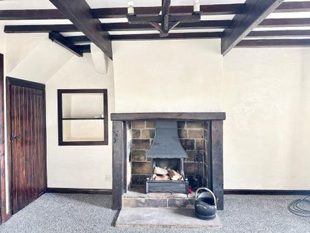 2 bedroom terraced house to rent - Photo 4