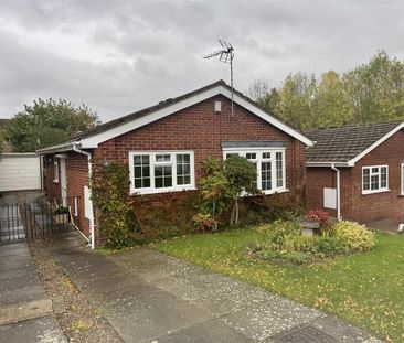 2 bedroom detached bungalow to rent - Photo 2