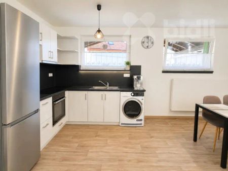 Pronájem bytu 3+kk, 97 m², Jablunkov, ul. Plk. Velebnovského - Photo 2