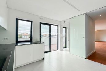 Apartamento T4 em Porto