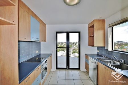 Norman Park Stunning Views of City & Surrounds - Photo 3