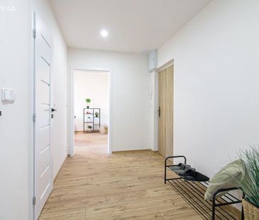 Pronájem bytu 2+kk 55 m² - Photo 2