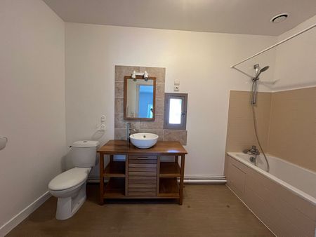 Location Maison 2 pièces 51m² - Photo 4
