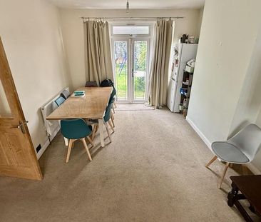 3 bedroom end of terrace house to rent - Photo 6