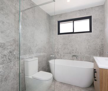 Modern townhouse - Photo 1